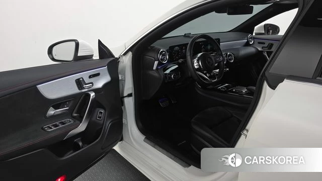 Mercedes-Benz CLA-Class C118 id 4688396 из Кореи 29