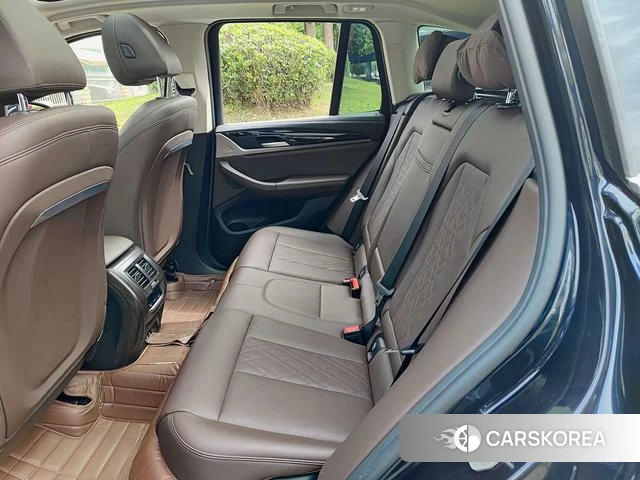 BMW X3 id 4353086 из Китая 10