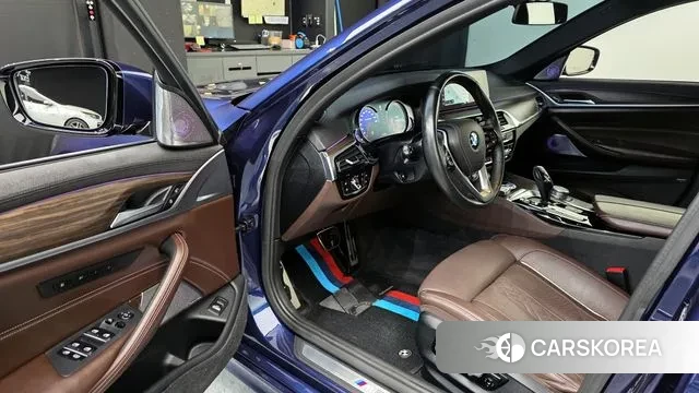 BMW 5 Series (G30) id 3622645 из Кореи 20