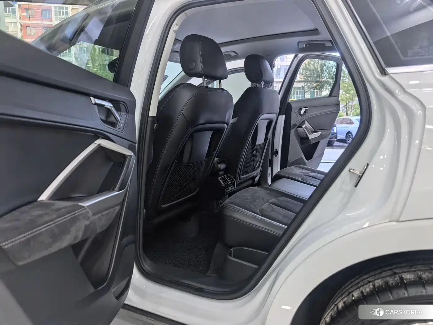 Audi Q3 id 4669296 из Китая 22