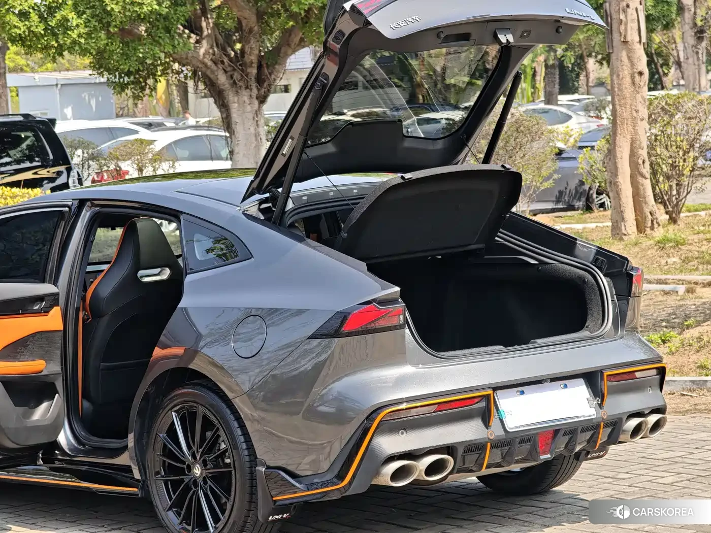 Chang'an Changan UNI-V id 4583762 из Китая 19