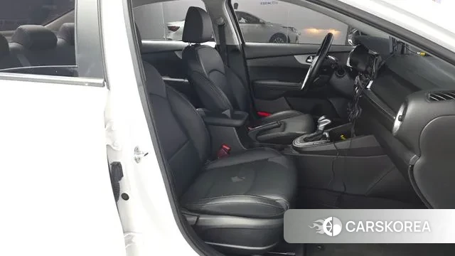 Kia Come New K3 id 3312563 из Кореи 20