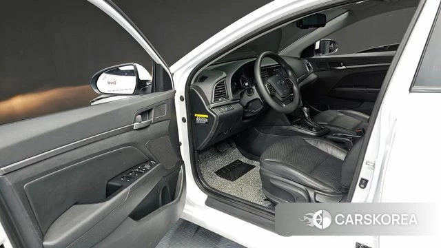 Hyundai Avante AD id 4447837 из Кореи 30