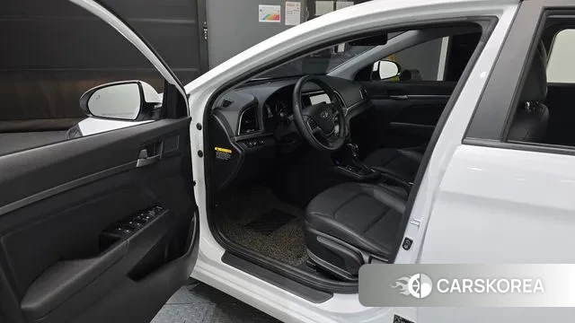 Hyundai Avante AD id 3076991 из Кореи 20