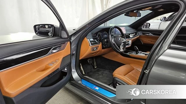 BMW 7 Series (G11) id 3853636 из Кореи 20