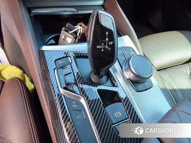 BMW 5 Series (G30) id 2977329 из Кореи 19