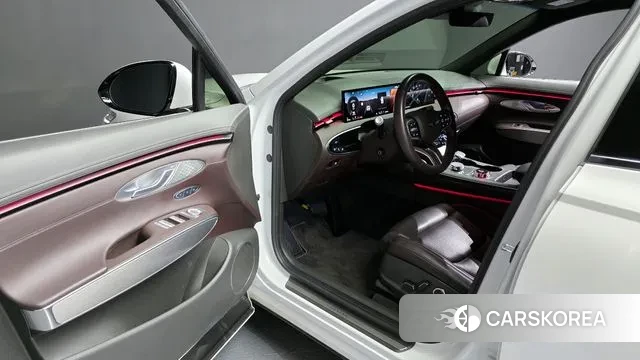 Genesis GV70 id 3217465 из Кореи 20