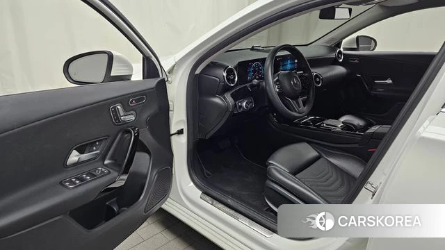 Mercedes-Benz A-Class W177 id 3795503 из Кореи 20