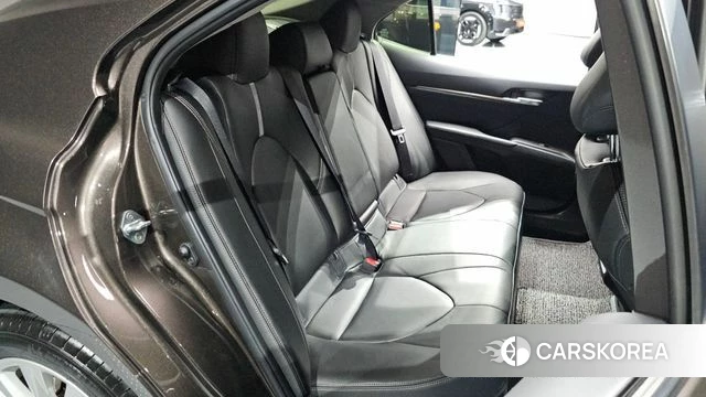 Toyota Camry (XV70) id 4744219 из Кореи 31