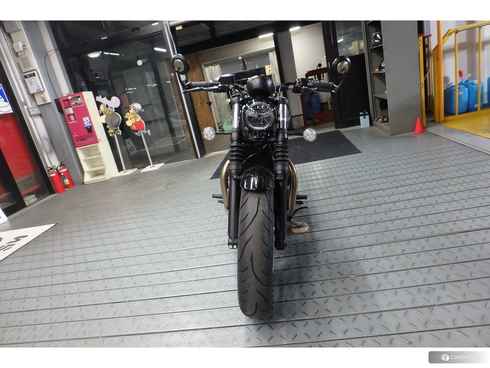 Проданный Triumph BONNEVILLE BOBBER id 4320032 из Японии, фото 17