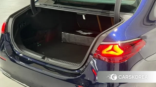 Mercedes-Benz E-Class W214 id 3477328 из Кореи 20