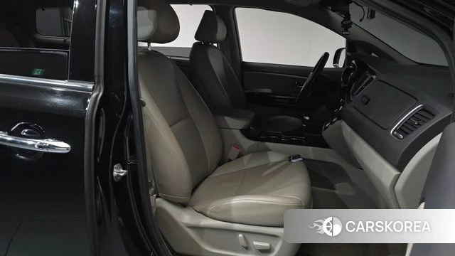 Kia The New Carnival id 4937490 из Кореи 35