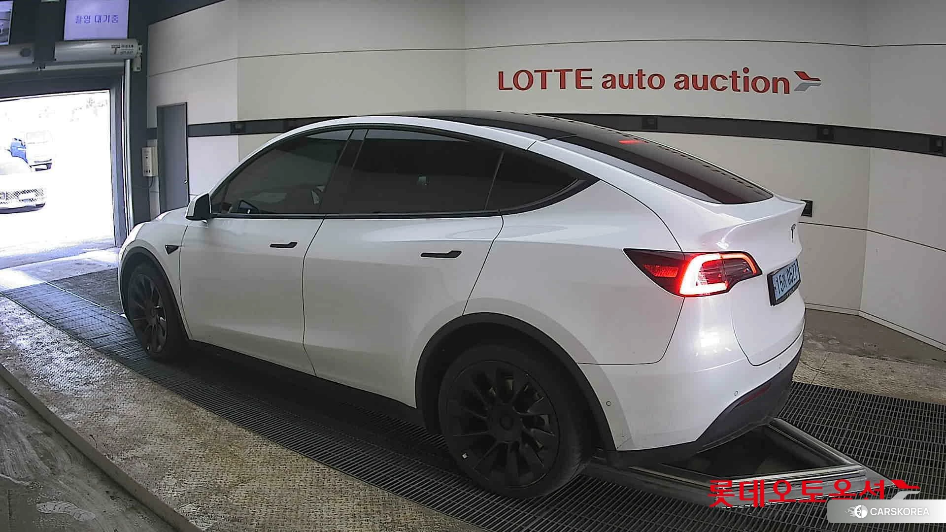 Tesla Model Y Long Range id 3882119 из Кореи 37