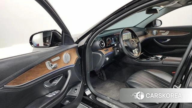 Mercedes-Benz E-Class W213 id 4907784 из Кореи 20