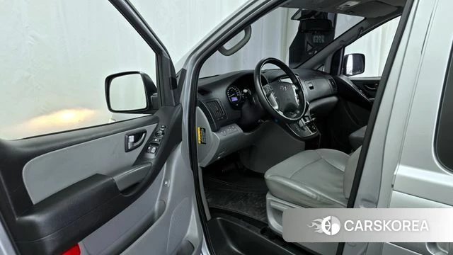 Hyundai The New Grand Starex id 3795942 из Кореи 20