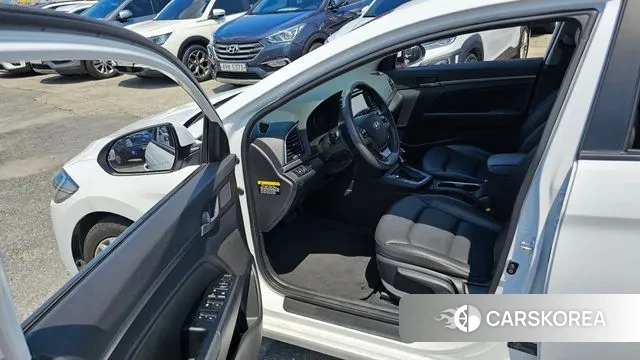 Hyundai Avante AD id 2981784 из Кореи 20