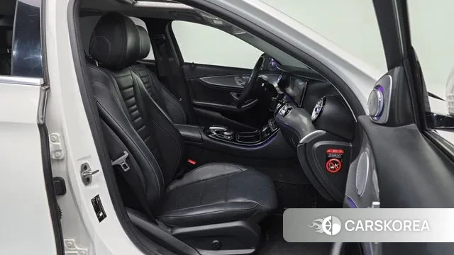 Mercedes-Benz E-Class W213 id 3636415 из Кореи 20