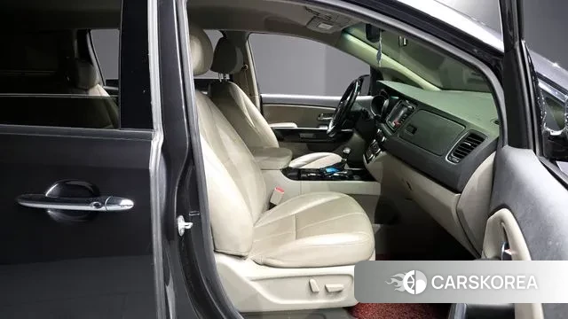 Kia The New Carnival id 3728698 из Кореи 20