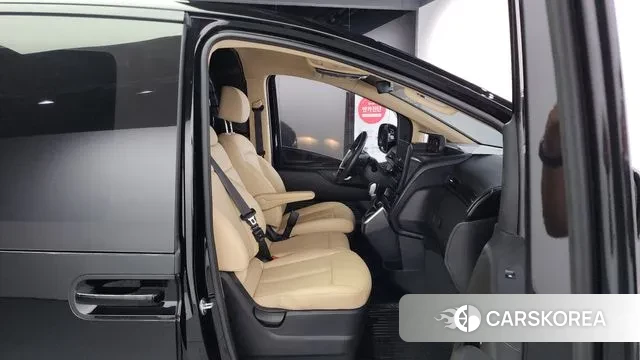 Hyundai Staria id 3028088 из Кореи 20