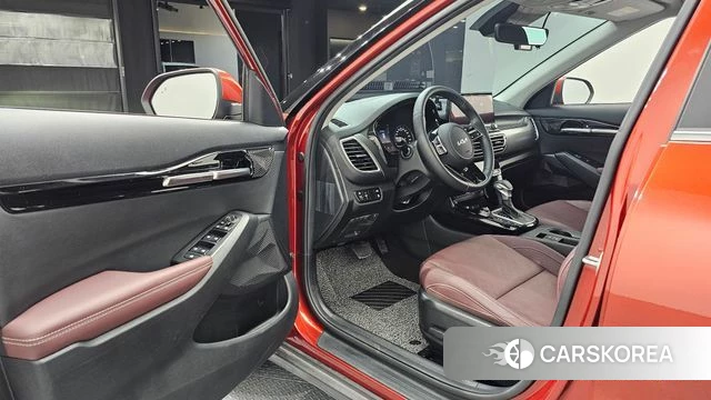 Kia Seltos id 4567463 из Кореи 32