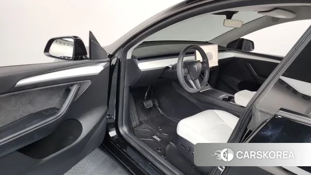 Tesla Model Y id 3701257 из Кореи 20