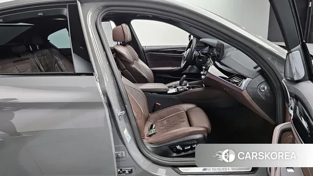 BMW 5 Series (G30) id 3539709 из Кореи 20