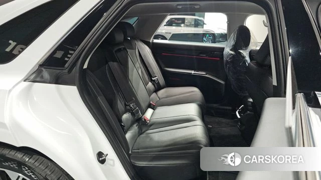 Hyundai Grandeur Hybrid (GN7) id 4921460 из Кореи 36