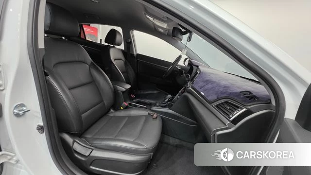 Hyundai Avante AD id 4318180 из Кореи 20