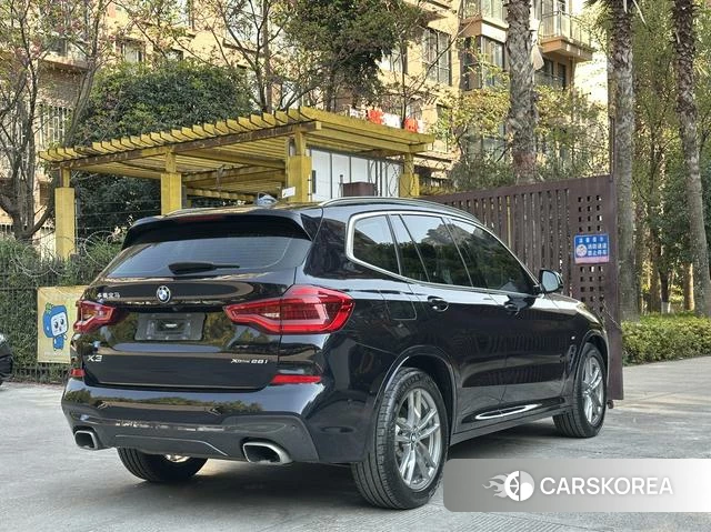 BMW X3 id 3896218 из Китая 25