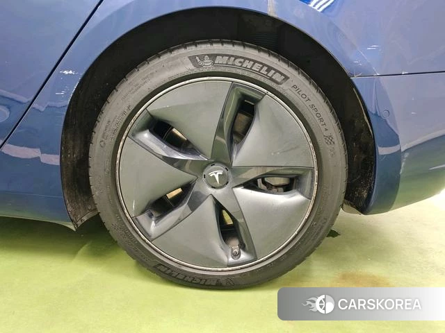 Tesla Model 3 (imported) id 4253128 из Китая 20