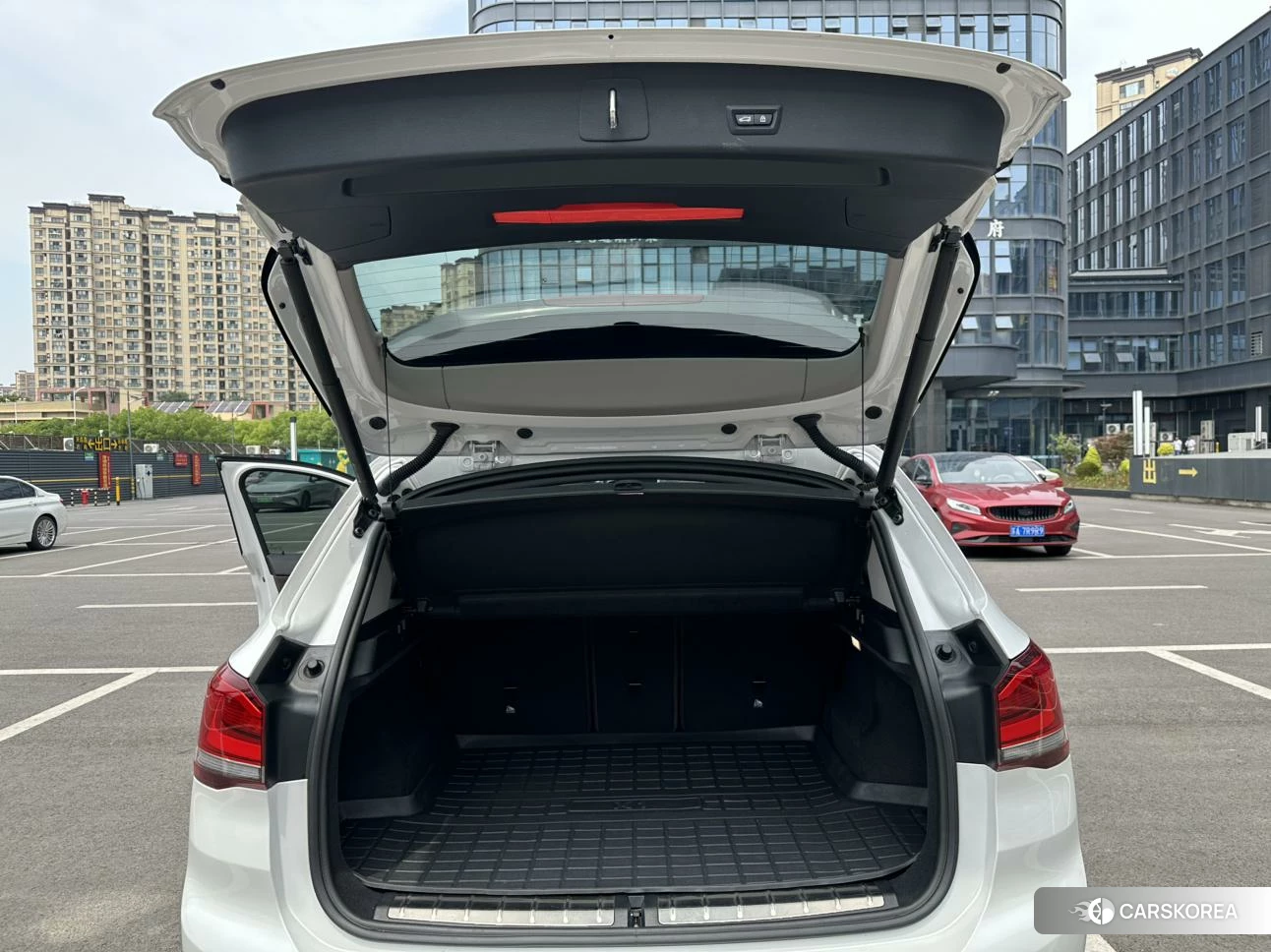 BMW X1 id 4440698 из Китая 19