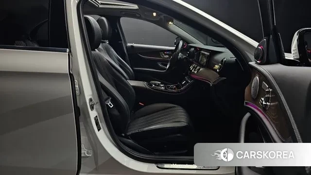 Mercedes-Benz E-Class W213 id 3187554 из Кореи 20