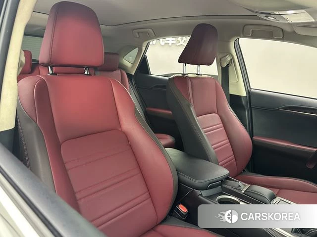 Lexus NX id 4242304 из Китая 16