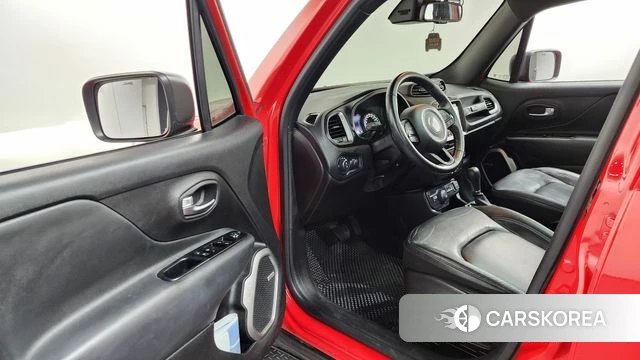 Jeep Renegade id 4244835 из Кореи 34