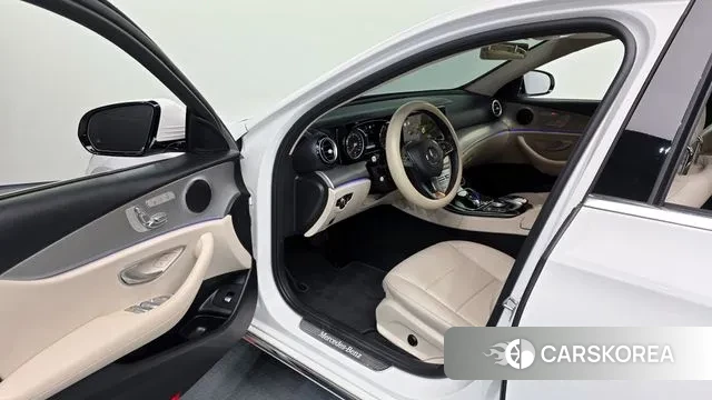 Mercedes-Benz E-Class W213 id 3072082 из Кореи 20