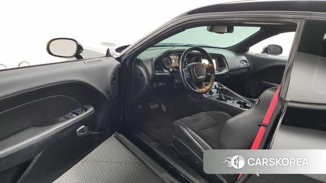Dodge Challenger id 4447653 из Кореи 39