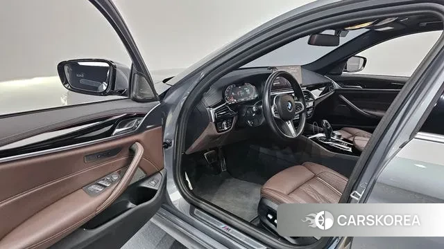 BMW 5 Series (G30) id 3420770 из Кореи 20