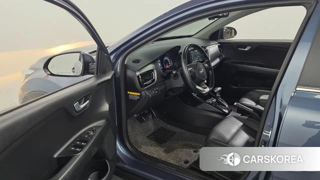 Kia Stonic id 4396827 из Кореи 31