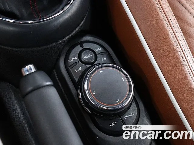 Mini Cooper S Convertible id 2948319 из Кореи 20