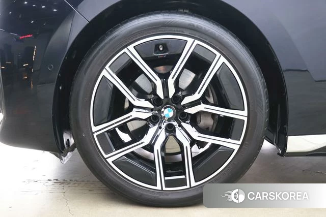 BMW 7 series id 4271290 из Китая 32
