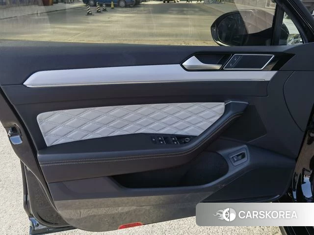 Volkswagen Magotan id 3913944 из Китая 25