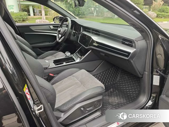 Audi A6L id 4278521 из Китая 13