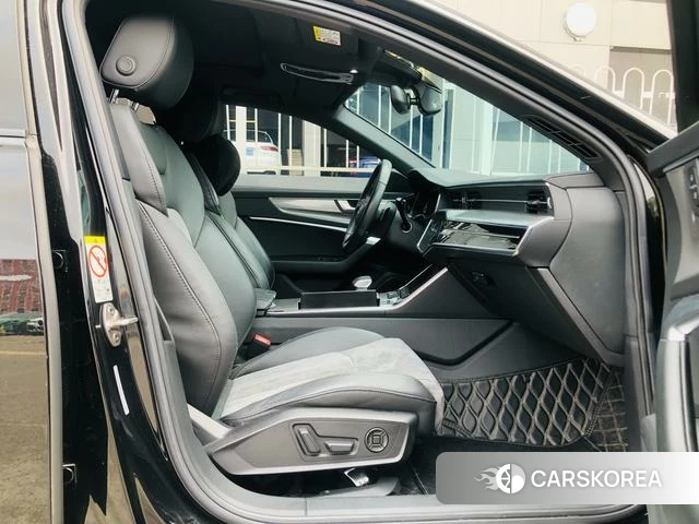 Audi A6L id 4368369 из Китая 20