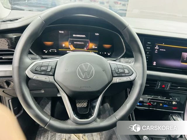 Volkswagen Passat id 4256146 из Китая 12