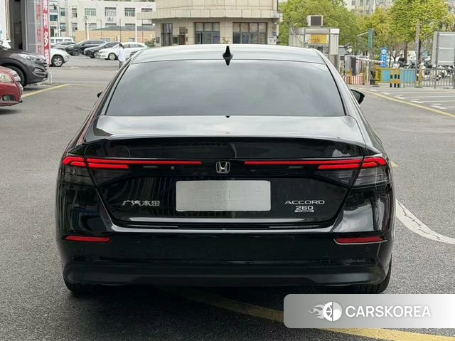 Honda Accord id 4300973 из Китая 11