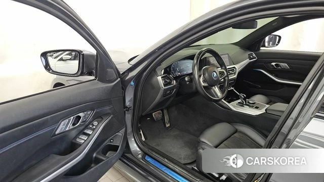 BMW 3 Series (G20) id 4463854 из Кореи 30
