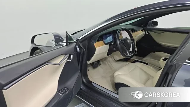 Tesla Model S id 3547129 из Кореи 20