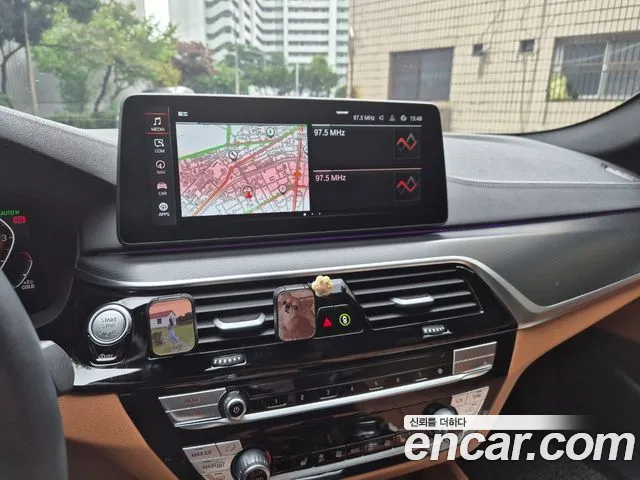 BMW 5 Series (G30) id 2691534 из Кореи 19