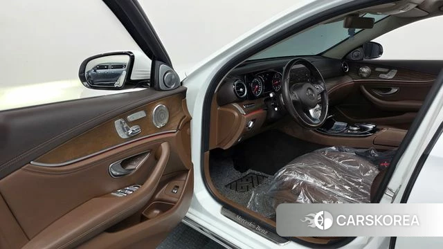 Mercedes-Benz E-Class W213 id 4435664 из Кореи 35