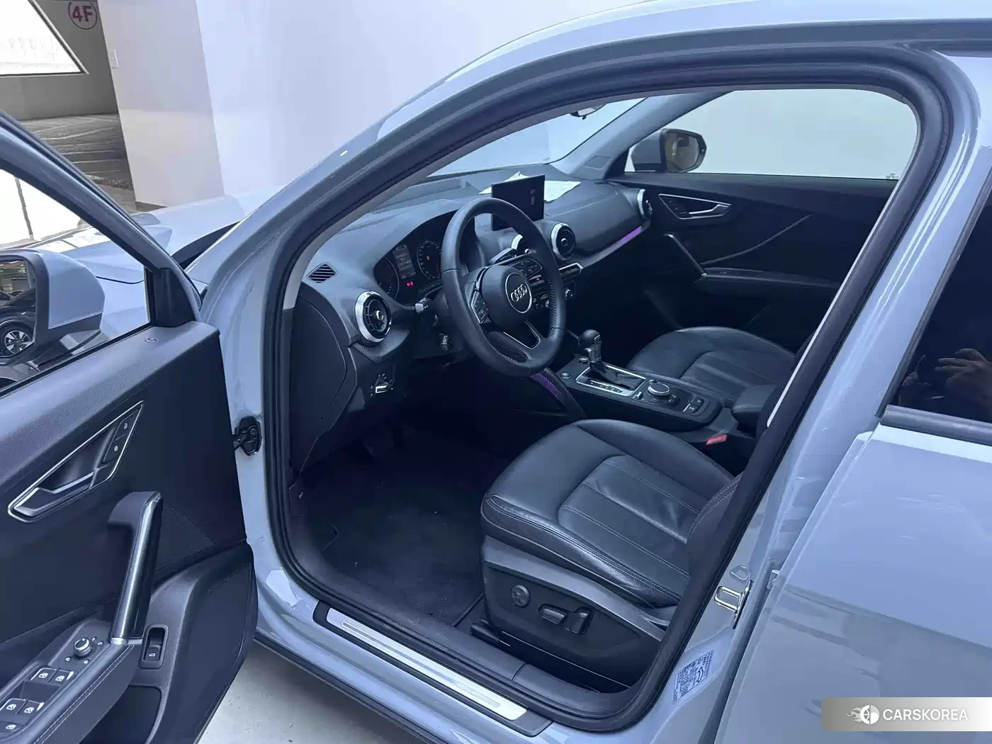 Audi Q2L id 4686181 из Китая 22